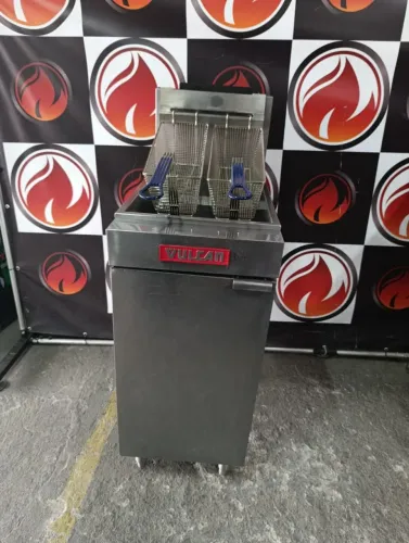 Fritadeira industrial vulcan LG 300 gás natural <br>23 litros