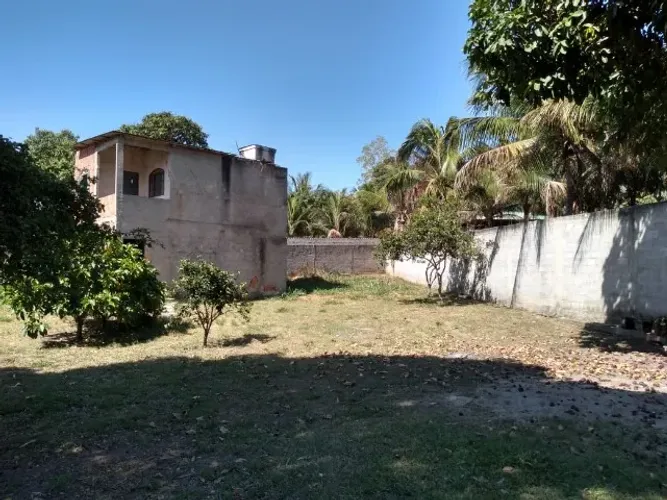 Vendo Sítio na Barra do Jucu com sobrado - 1450m2