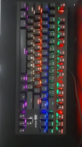 Teclado Mecânico Knup KP-2052 Switch azul na caixa
