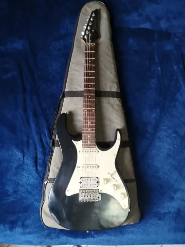 Guitarra Golden Stratocaster