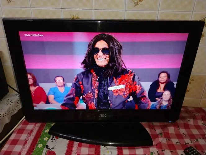 TV LCD AOC 26 POLEGADAS ÓTIMO ESTADO 