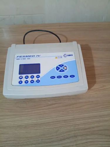 Eletroestimulador profissional FESMED IV Modelo 4054