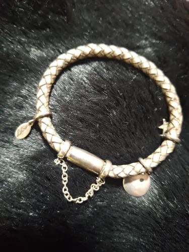 Pulseira em couro vivara life