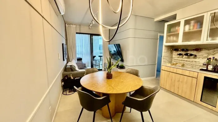 Apartamento para Venda em Florianópolis, Campeche, 2 dormitórios, 1 suíte, 2 banheiros, 2