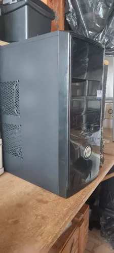 Vende-se desktop
