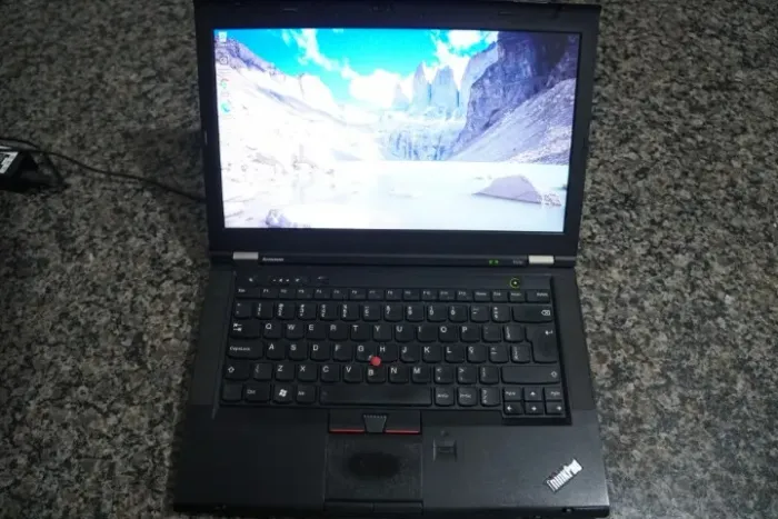 Notebook Lenovo ThinkPad T430 Core I5-3320m, Hd 512 Gb, Memória 4Gb Preto