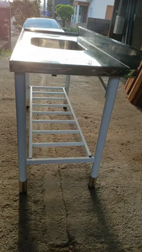 Pia de Inox bem conservada