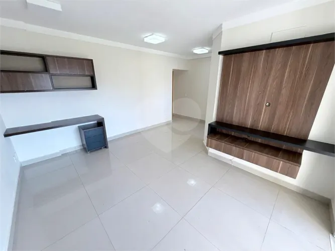 Apartamento com 2 quartos para locação em Cidade alta - SP