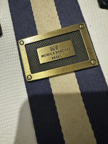 Bolsa Mônica Sanches