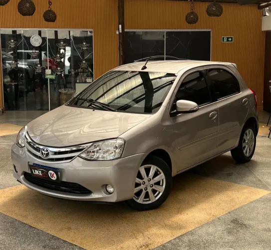 Toyota Etios XLS 1.5 Flex 16V 5P Mec. 2017