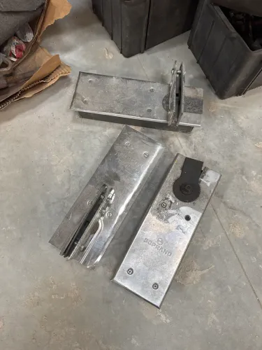 Mola de piso para porta de vidro