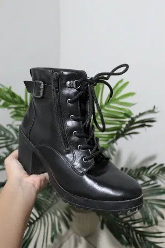 Bota de couro