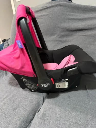 Bebe conforto da marca cosco kids