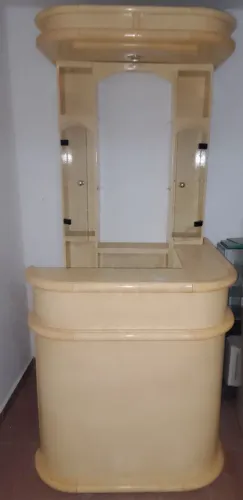 Adega Barzinho em Madeira Maciça - Luxo, Estilo e Alta Durabilidade para sua Casa