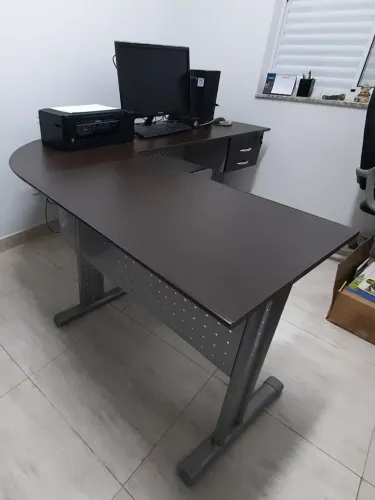 Mesa de Escritório em L