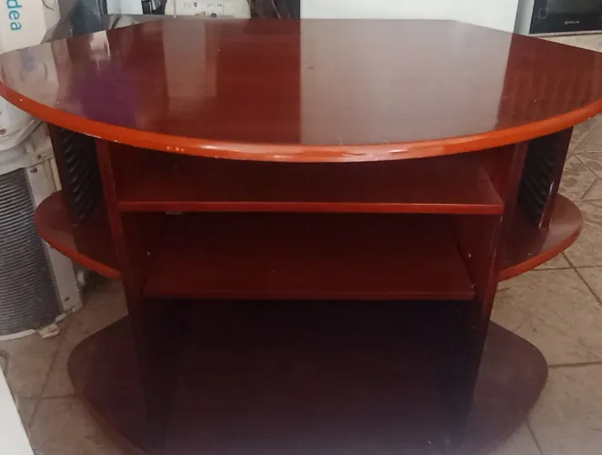 Rack pequeno para sala