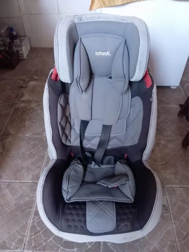 Cadeirinha COCKPIT INFANTIL 9-18 kg