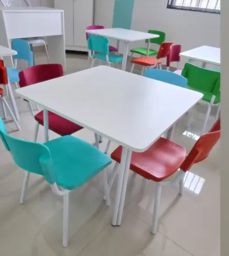 Móveis para escola