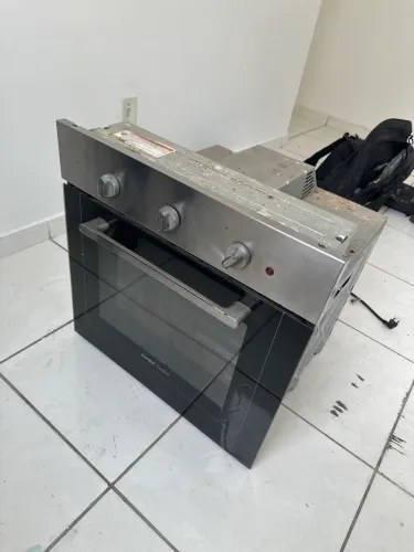 Forno de embutir cônsul 