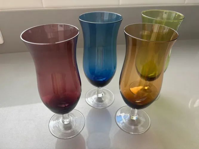 Conjunto de taças 4un