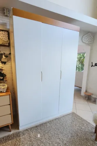 Guarda roupa infantil