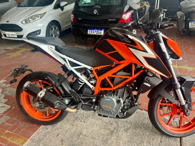 KTM Duke 390