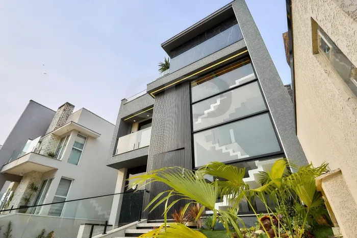 Casa em condominio clube no santa quiteria CURITIBA - PR