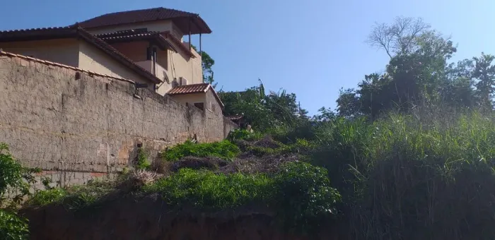 SAQUAREMA - Terreno Padrão - MORRO DA CRUZ