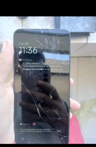 Poco C65 funcionando - só tela trincada 256gb
