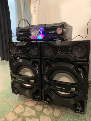 Mini System Panasonic Potente - Bluetooth, Memória Interna e LEDs (Estado de Novo)