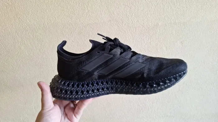 Tênis Adidas