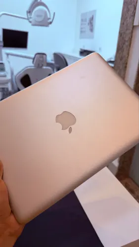 MacBook Pro 13