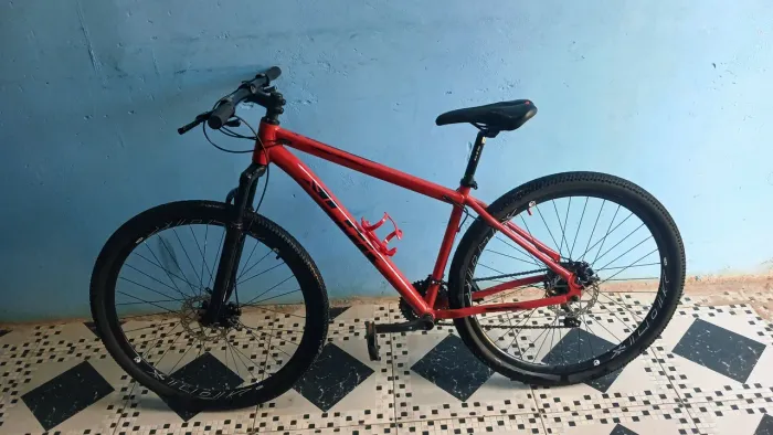 VENDO BICICLETA ABSOLUTE NERO 5 10V