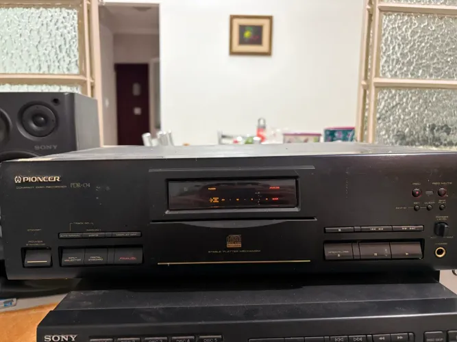 Pioneer PDR-04 CD Recorder - Para conserto