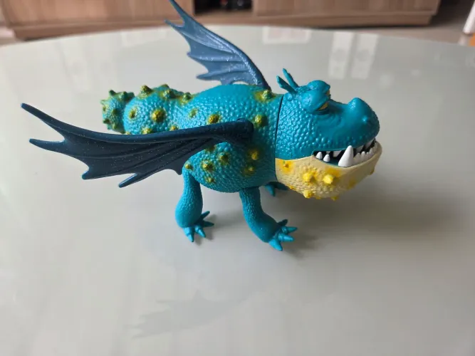 Dragão Gronkel do filme Como Treinar o seu Dragão 