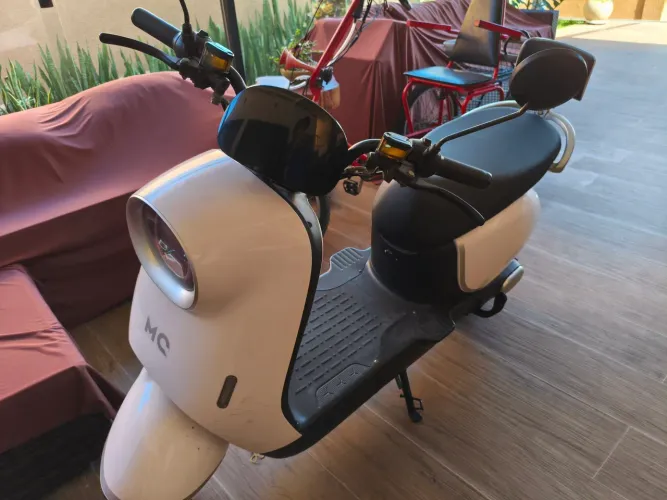 Vendo um ano de uso.