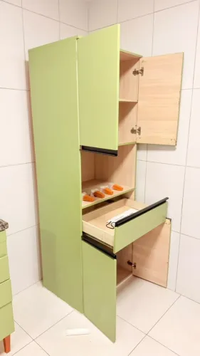 Armário de cozinha verde