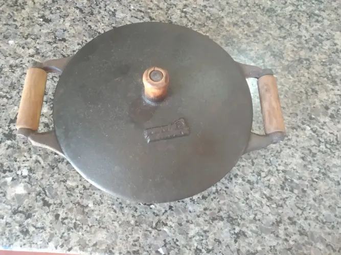 Panela de ferro