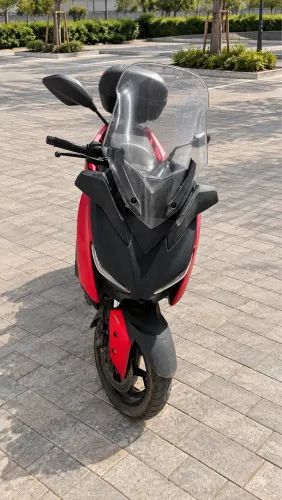 Yamaha XMAX 250