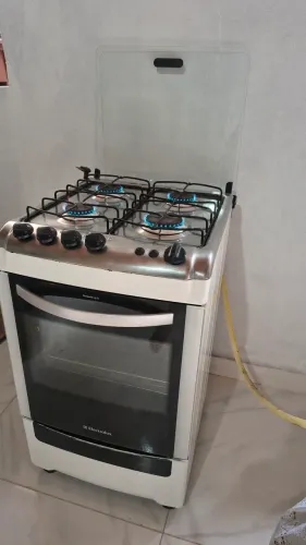 Vende-se fogão