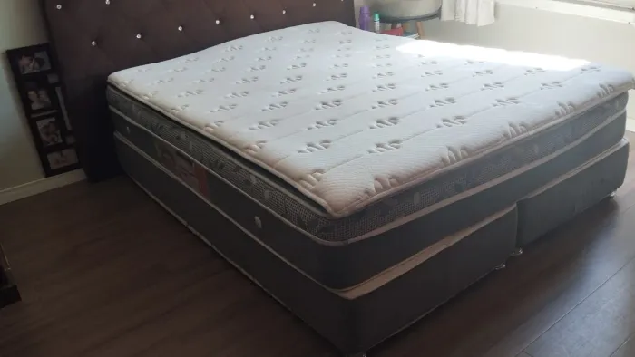 Cama box com colchão magnético