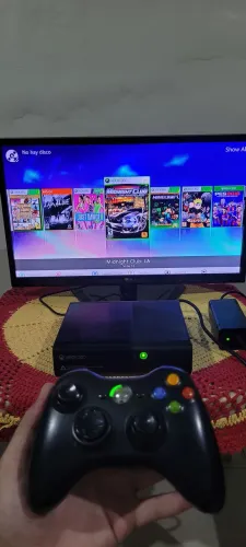 Xbox 360 Desbloqueado Com 18 Jogos No HD!!!