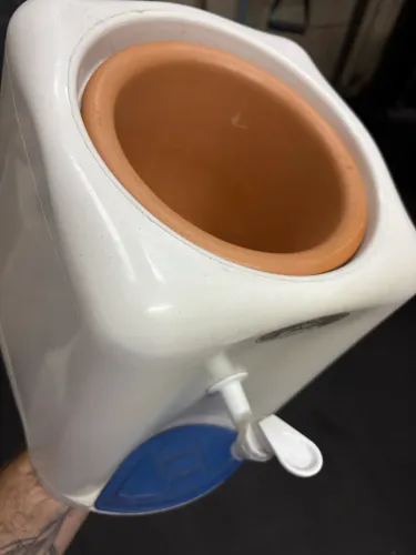 Bebedouro de Plastico com Filtro de Barro