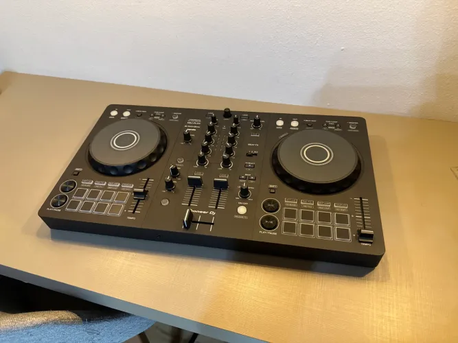 Pioneer DDJ FLX4