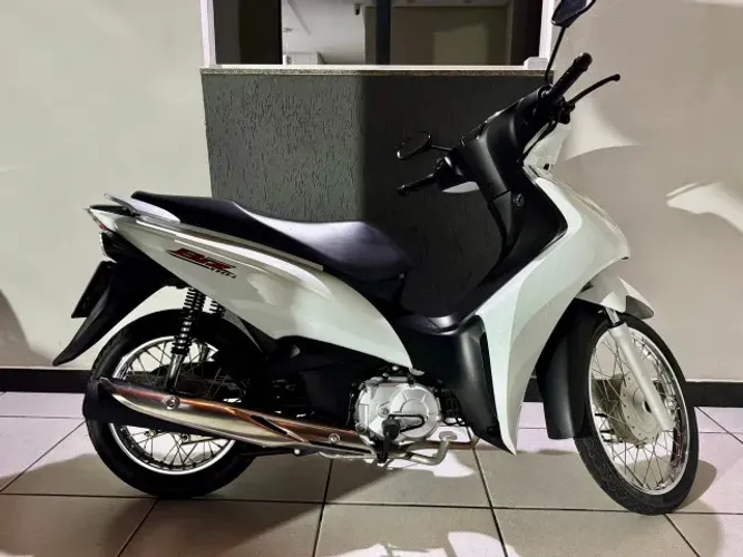 Honda Biz 2022 - Única Dona - 9.851 km
