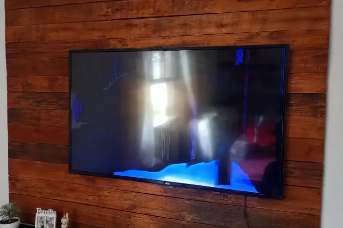 Tv Aoc