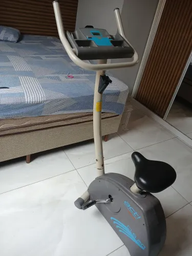 Bicicleta ergometrica caloi