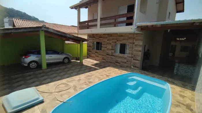 Oportunidade - Casa em Condomínio - Praia da Cocanha - Caraguatatuba - 5 Dormitórios - 242
