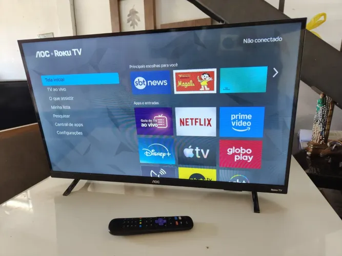 SMART TV AOC SITEMA ROKU TV 32 POLEGADAS COM CONTROLE ORIGINAL PEZINHOS TUDO OK COM GARANT