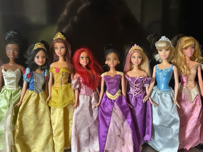 Kit 8 Bonecas Princesas Disney